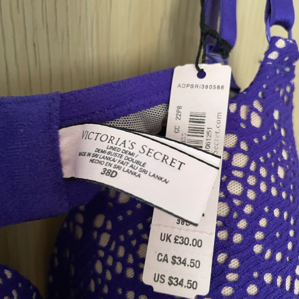 VS bra new with tags 38D